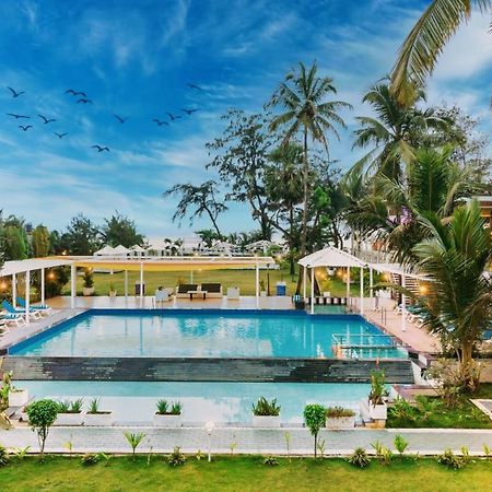 Foxoso La Beach Resort & Spa Stare Goa Zewnętrze zdjęcie
