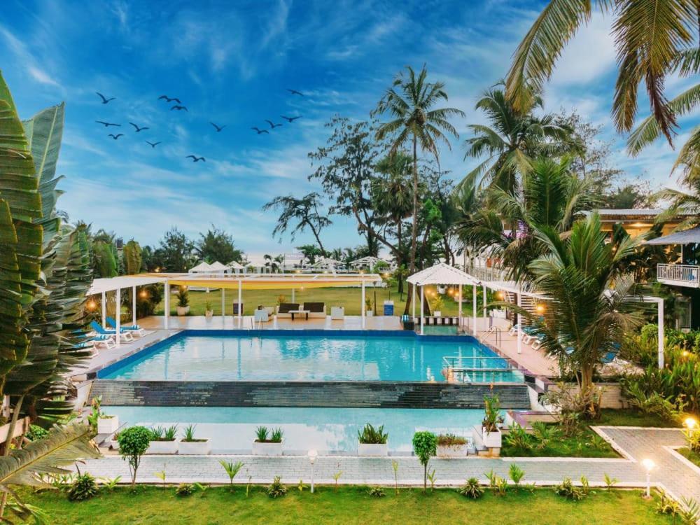 Foxoso La Beach Resort & Spa Stare Goa Zewnętrze zdjęcie