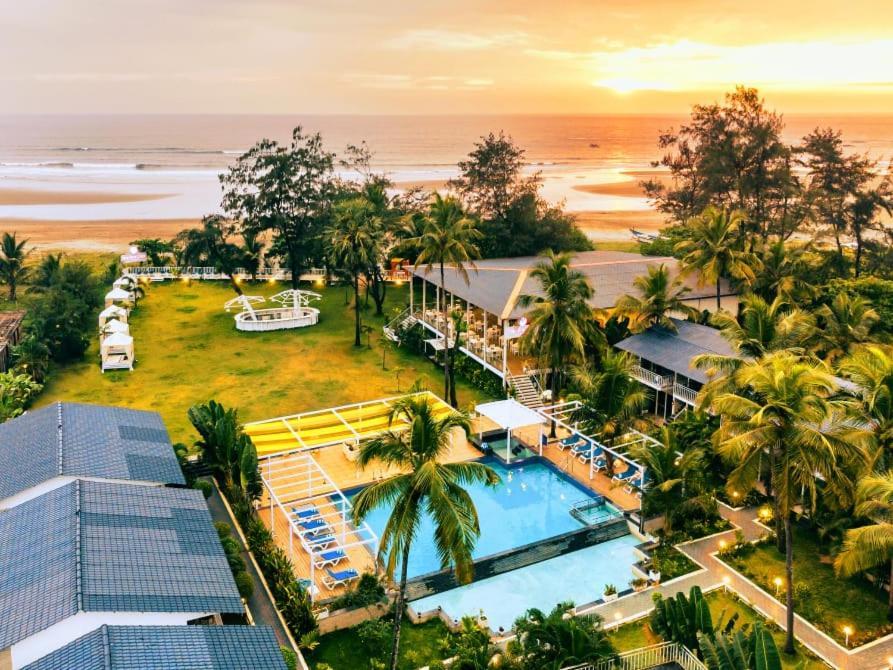 Foxoso La Beach Resort & Spa Stare Goa Zewnętrze zdjęcie